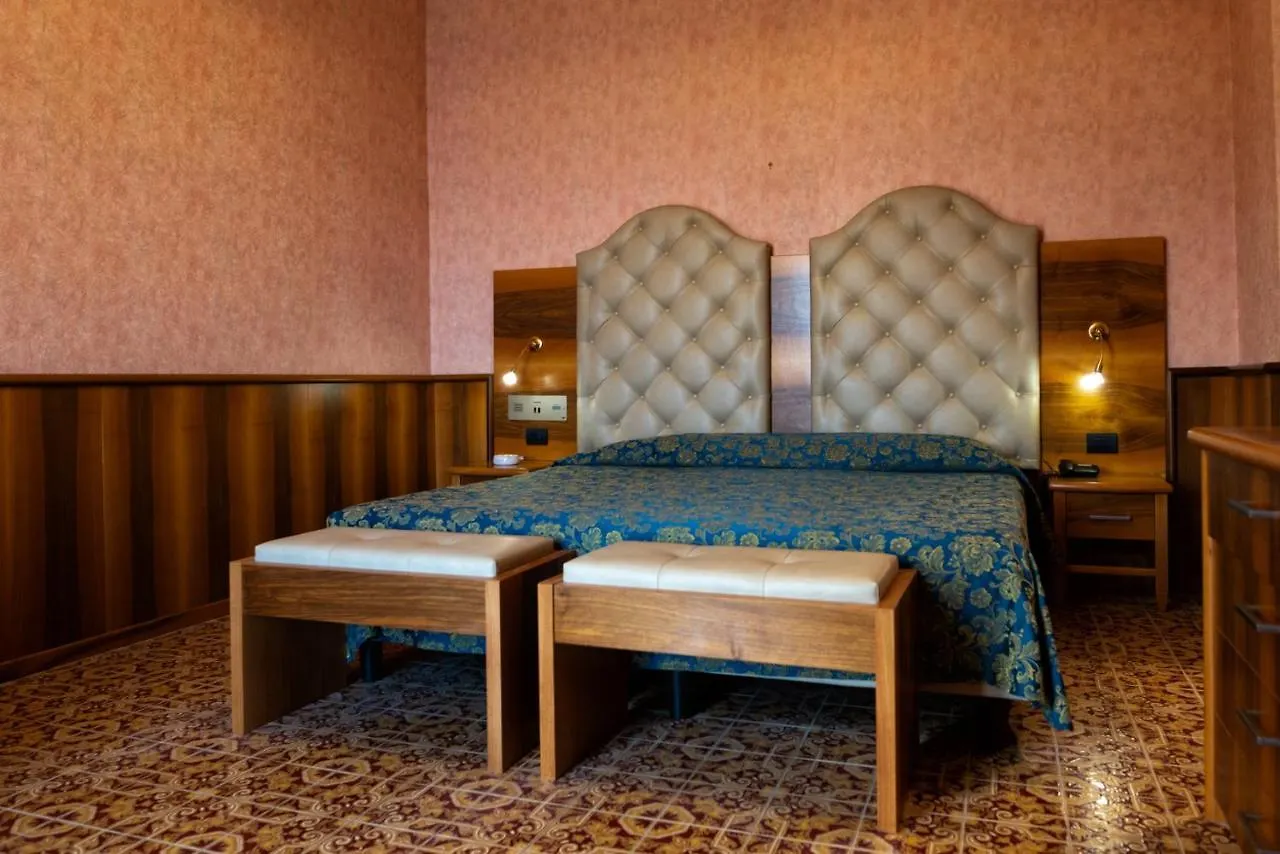 Taormina Park Hotel 4*,  Italy